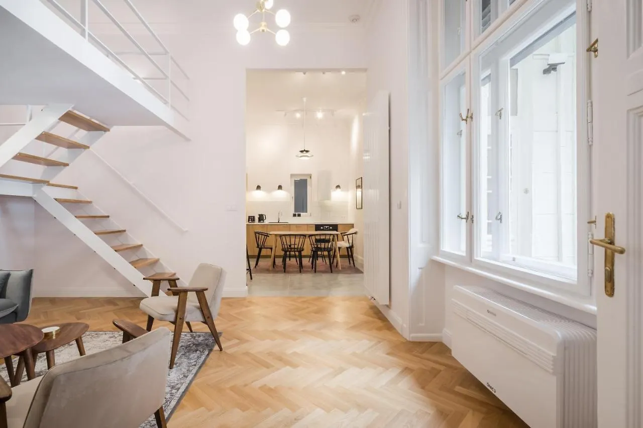 Apartment Bpr Scandi Home - Designer Apt At Kiraly Street With Ac Budapest