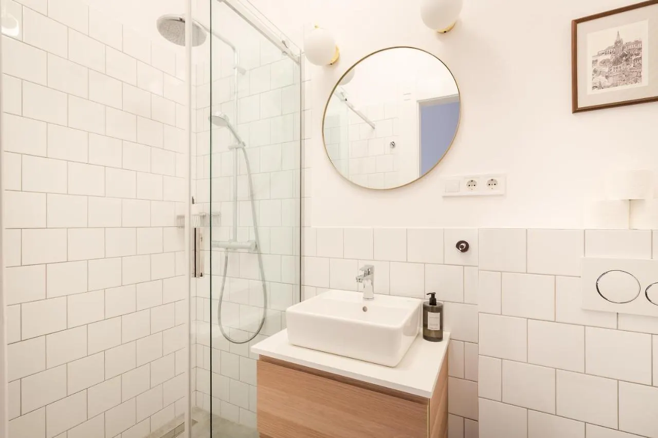 Bpr Scandi Home - Designer Apt At Kiraly Street With Ac Budapest