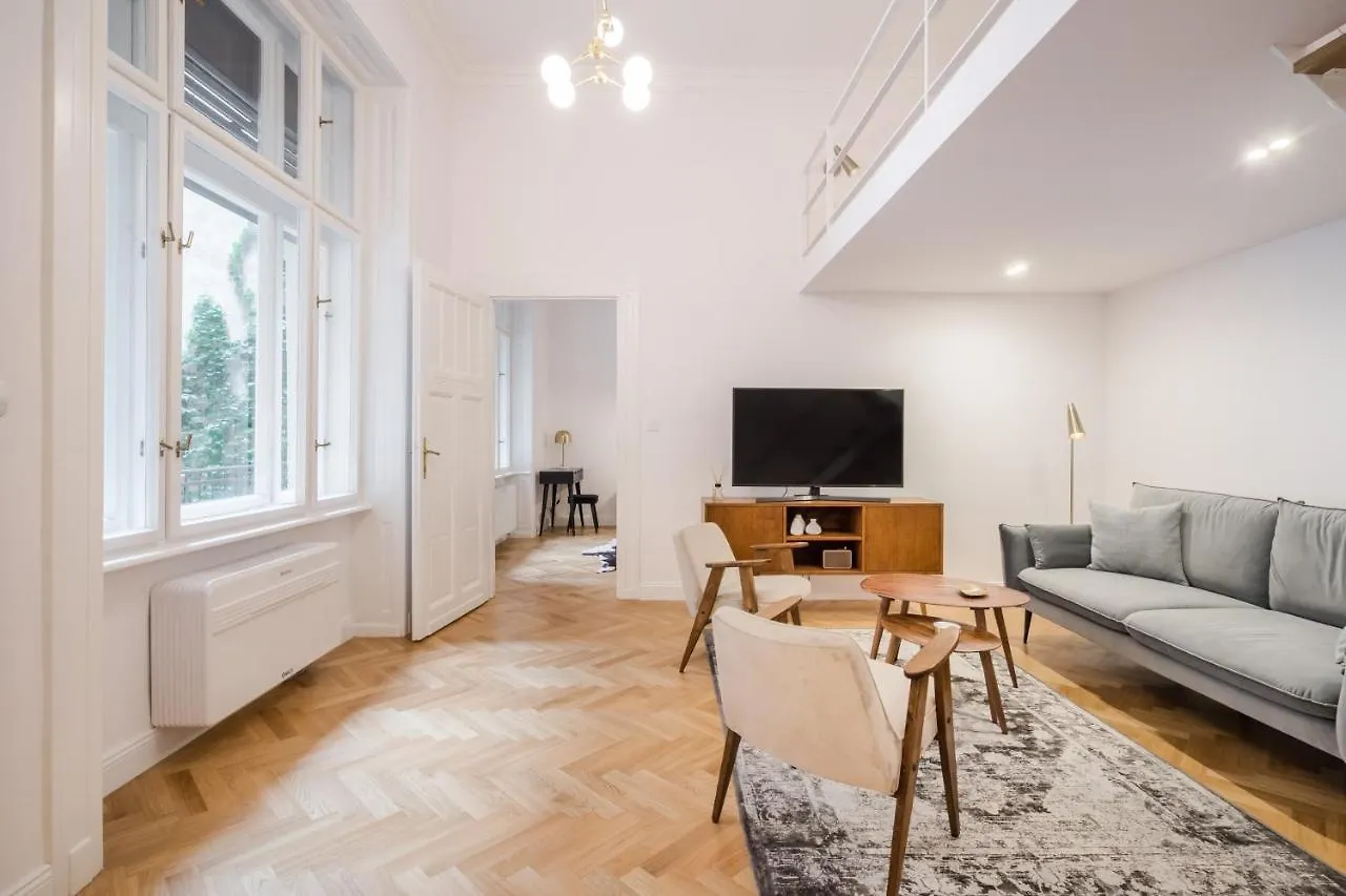 Apartment Bpr Scandi Home - Designer Apt At Kiraly Street With Ac Budapest