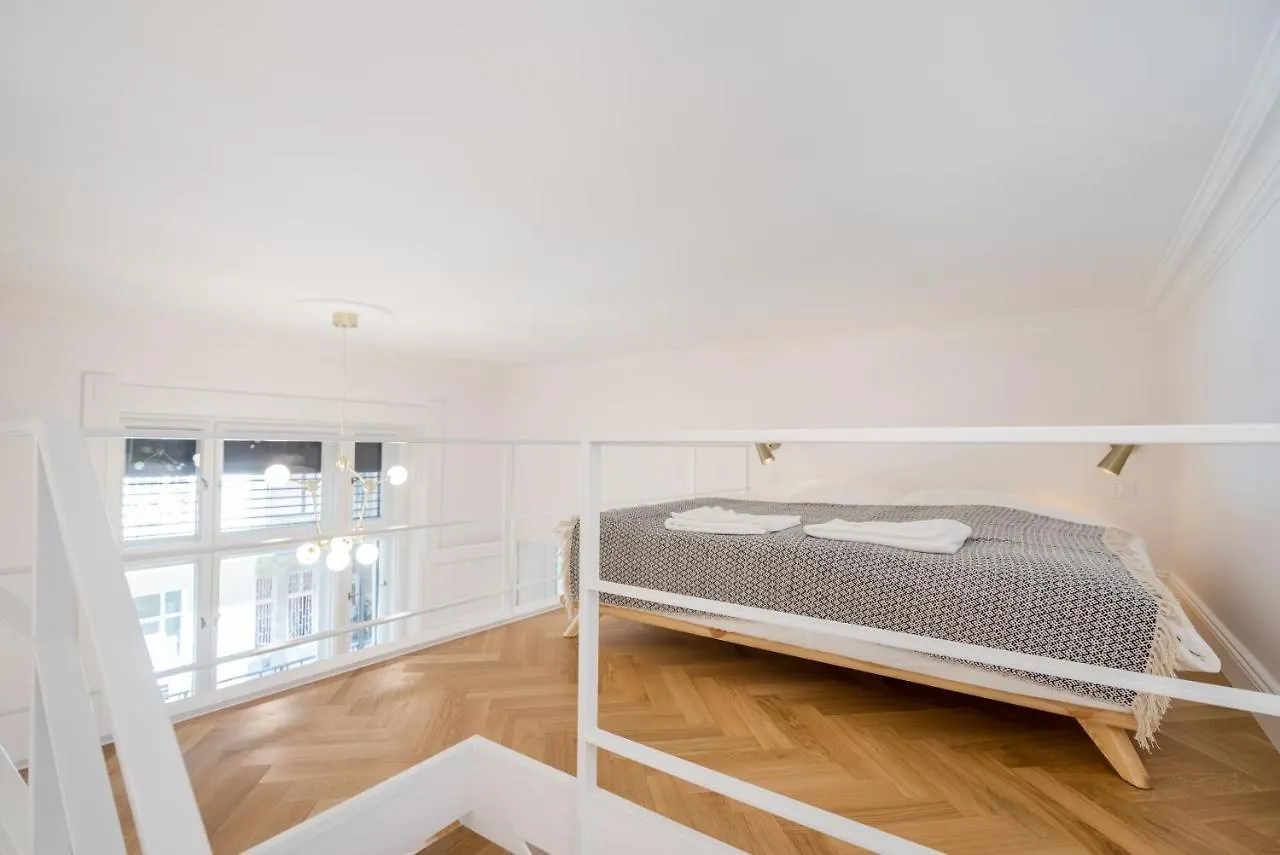 Bpr Scandi Home - Designer Apt At Kiraly Street With Ac Budapest